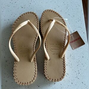 Havaianas Women's Tan Braided-Trim Slim Flip Flops